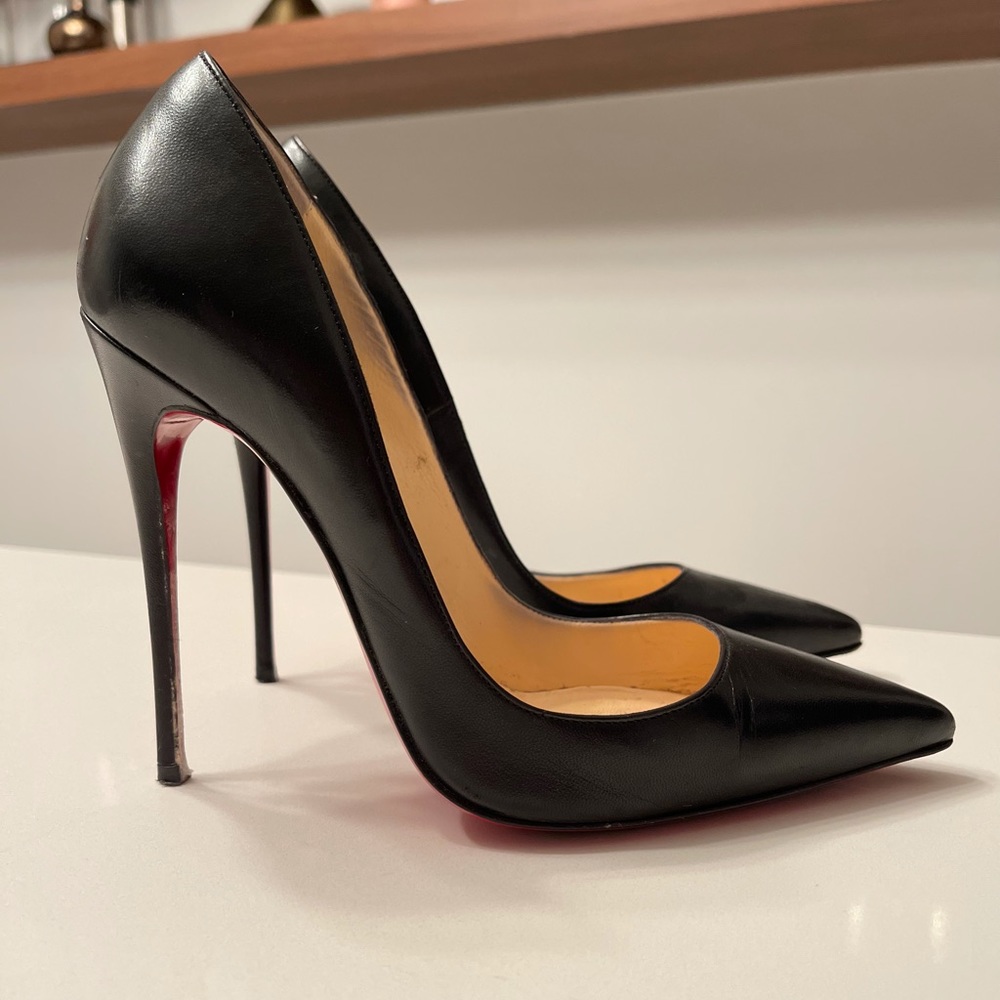 Christian Louboutin So Kate size 6.5